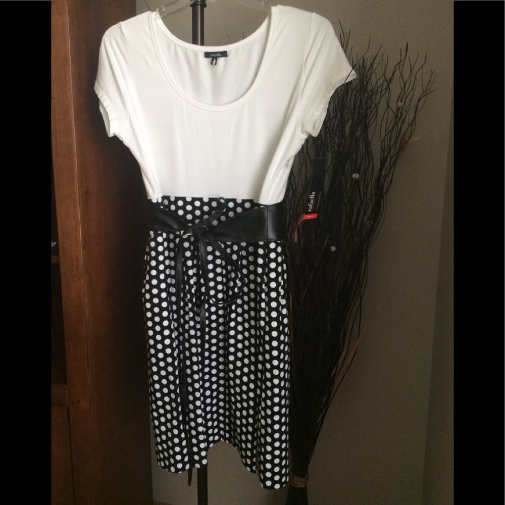 NWT Rafaella dotted dress